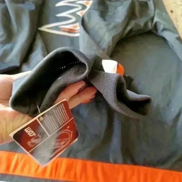 NHL Anaheim Ducks NWT Youth Jersey Inspired Sweater XL (18/20) XS/S Womens - Picture 8 of 13